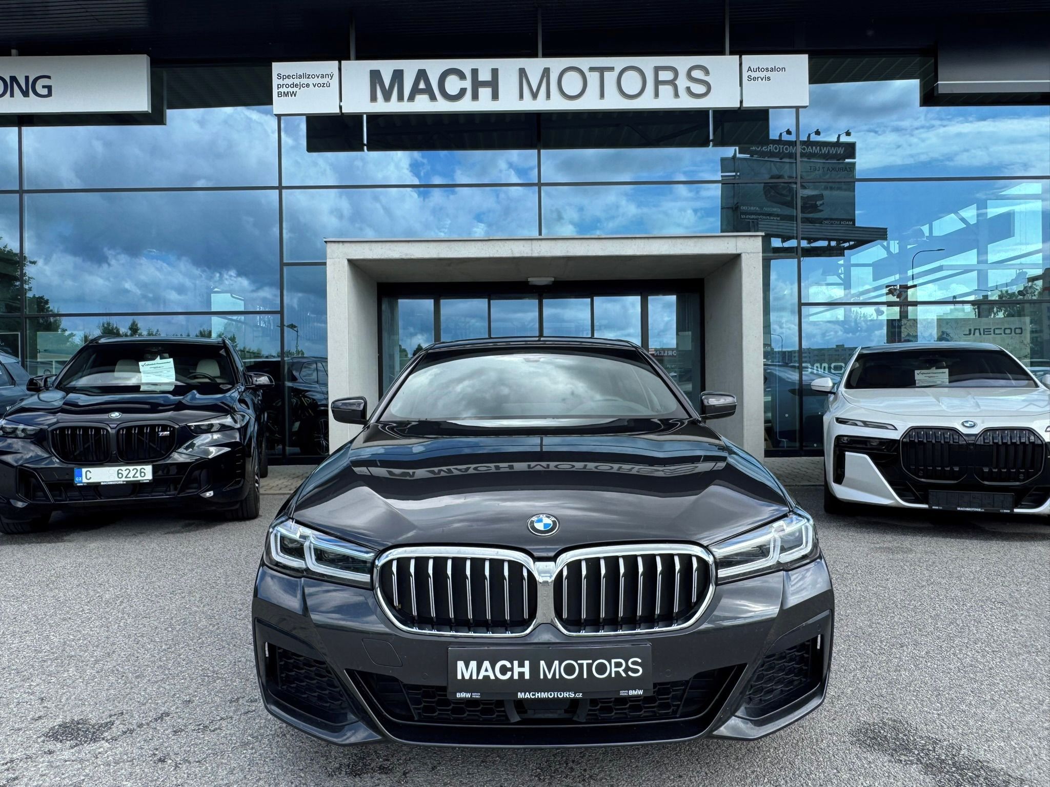 BMW Řada 5, 530d xDrive El. tažné TOP stav - fotka 3