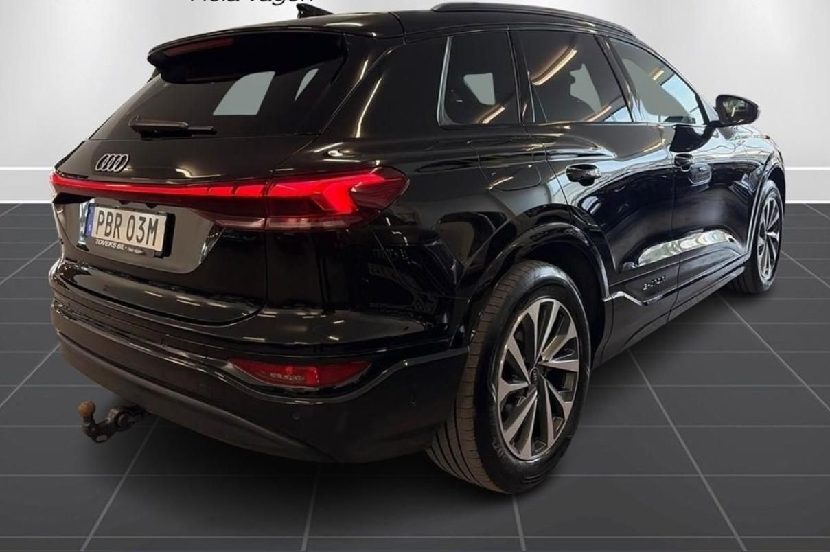 Audi Q6 e-tron, Performance 100kWh Tažné - fotka 2