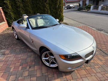 Z4 2.5i,141kw,manuál,150tis km