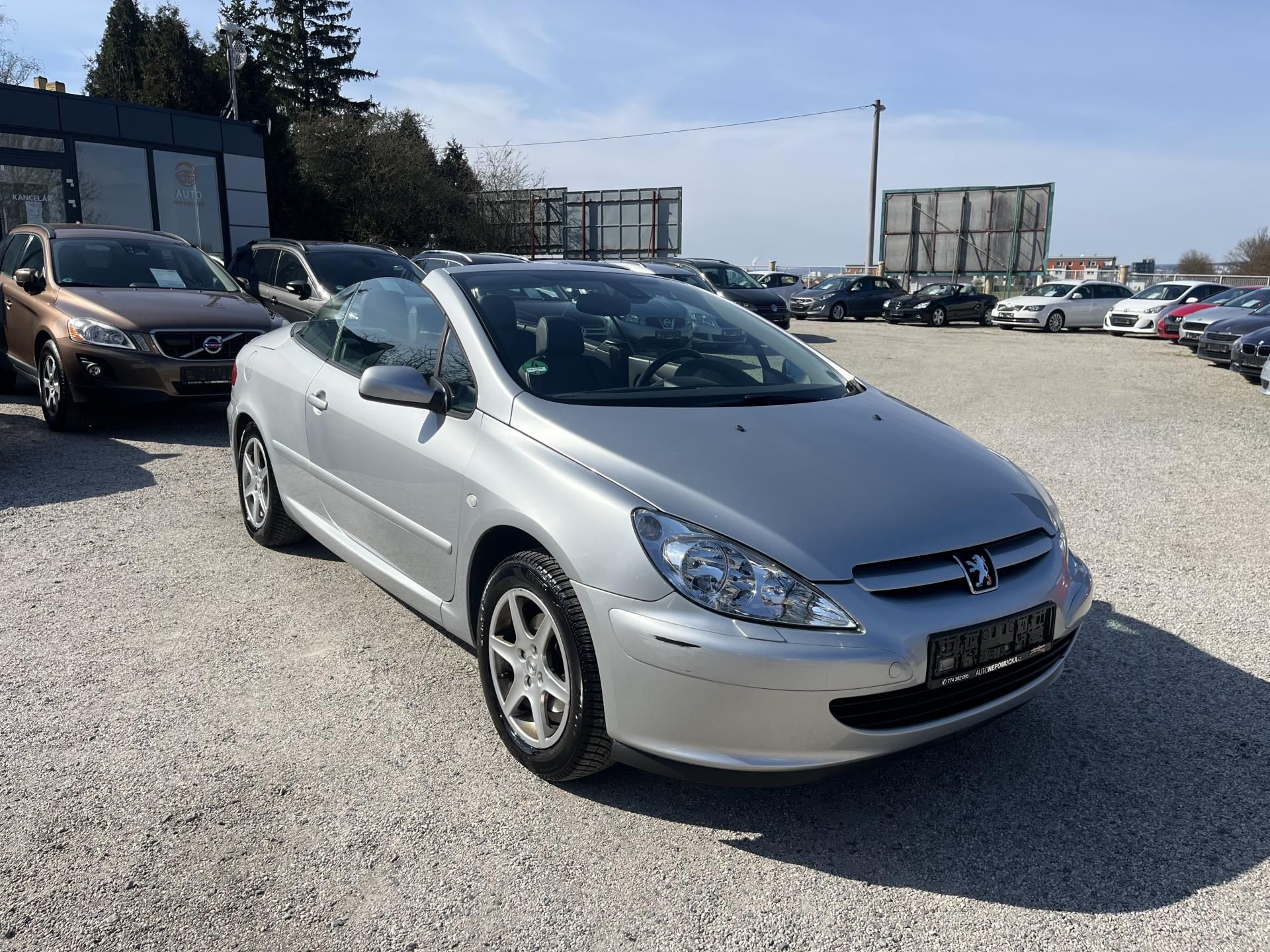 Peugeot 307, 2.0i 16v 100kw cabrio1.Majitel
