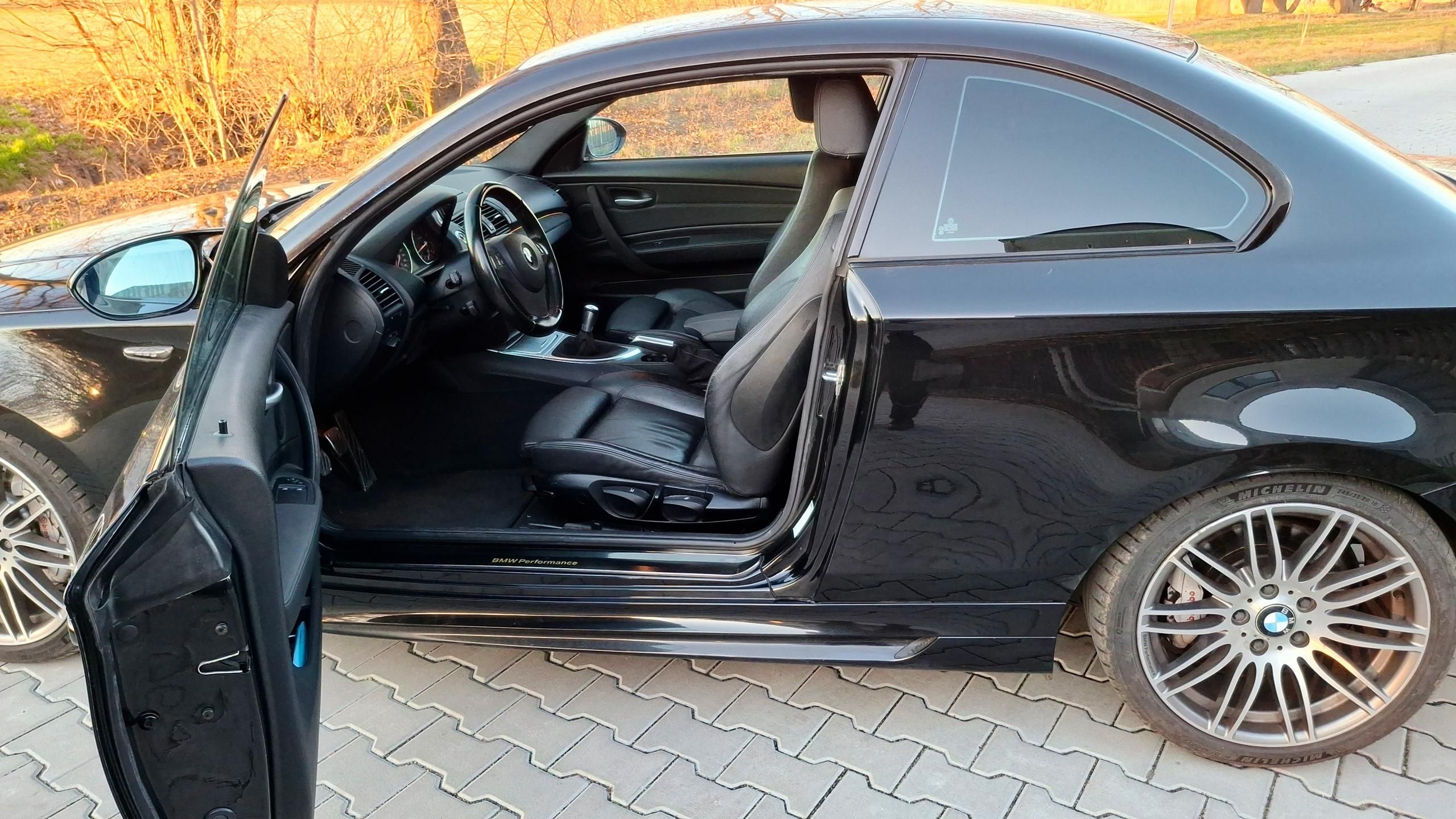 BMW, 3.0 benzin 225 KW - fotka 6