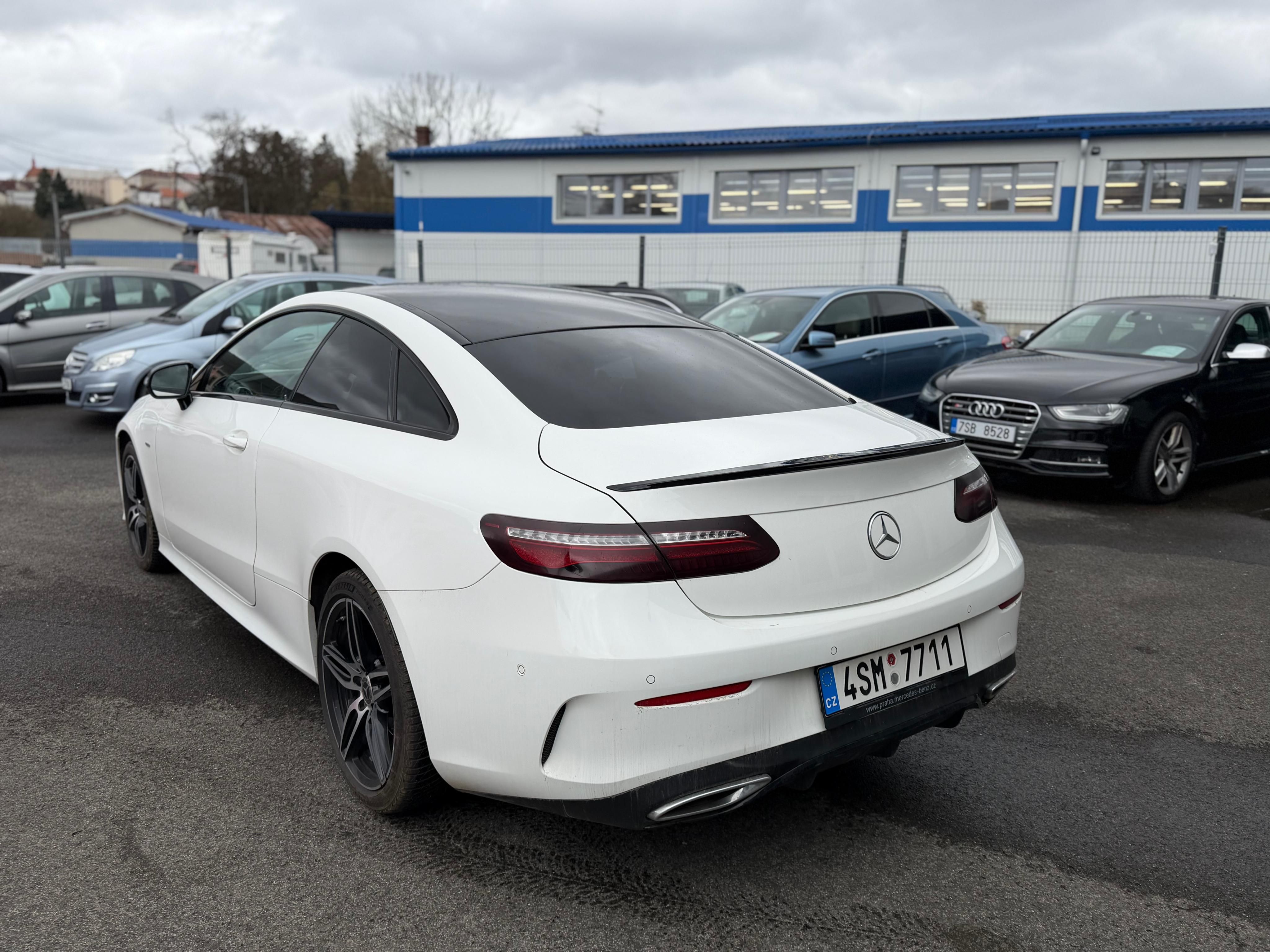 Mercedes-Benz Třídy E, E 220D, 4-matic, 143kw, AMG - fotka 2
