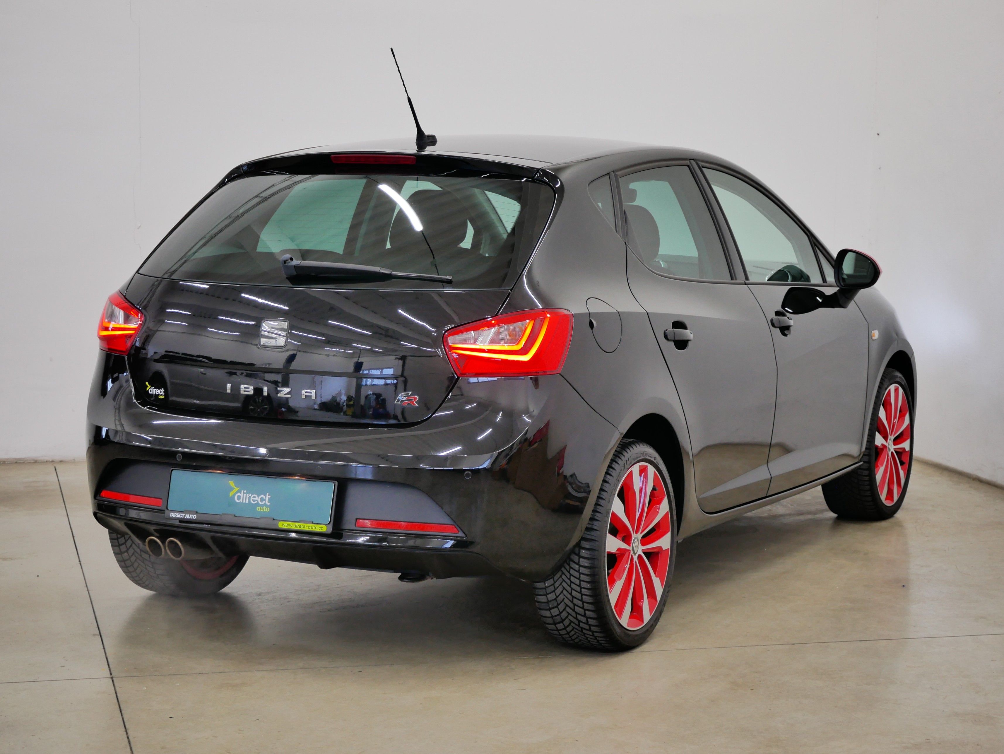 Seat Ibiza, 1.2 TSI 66 kW FR - fotka 2