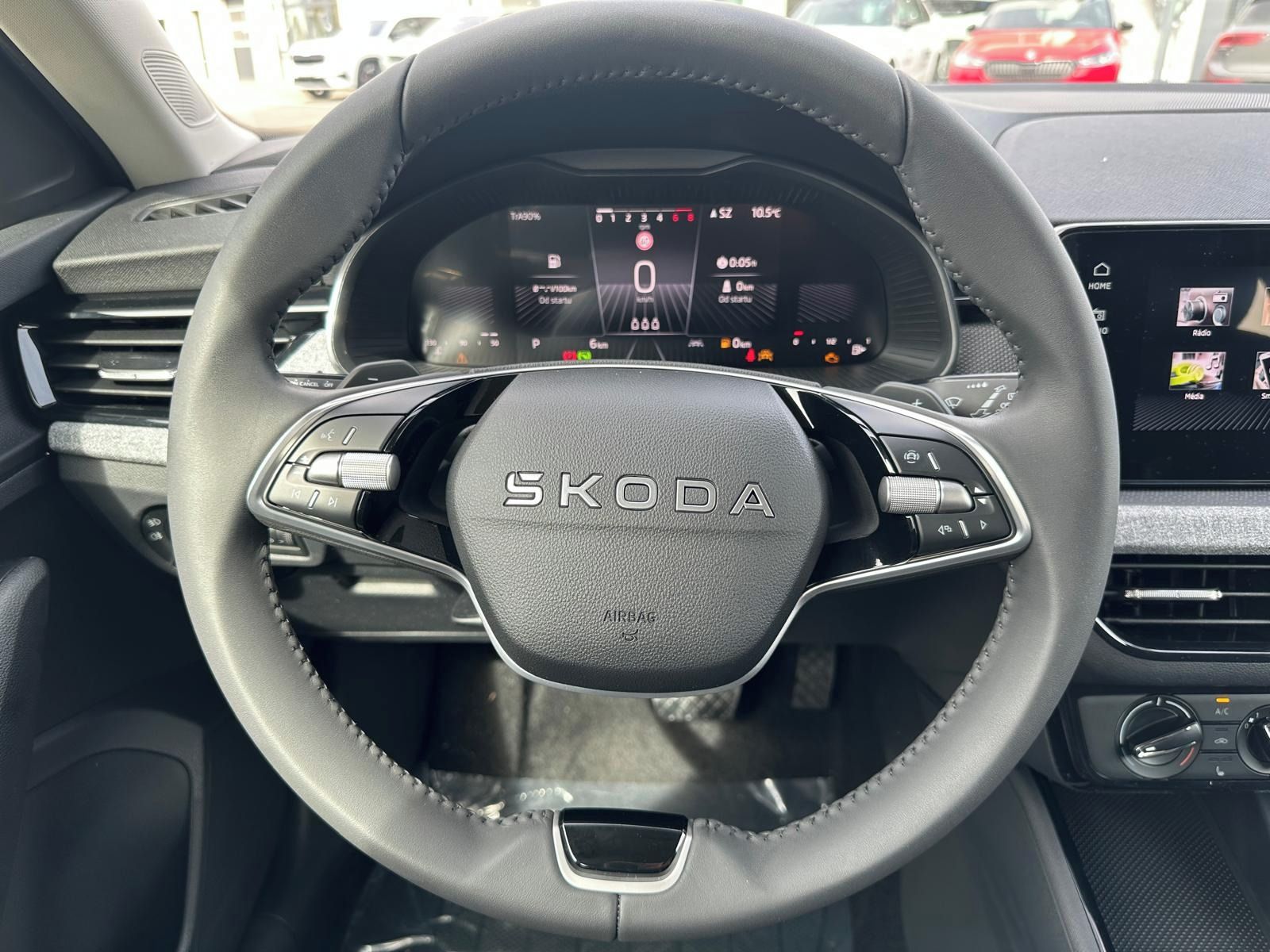Škoda Kamiq, 1,0 TSI 85 kW AT 130 let - fotka 6