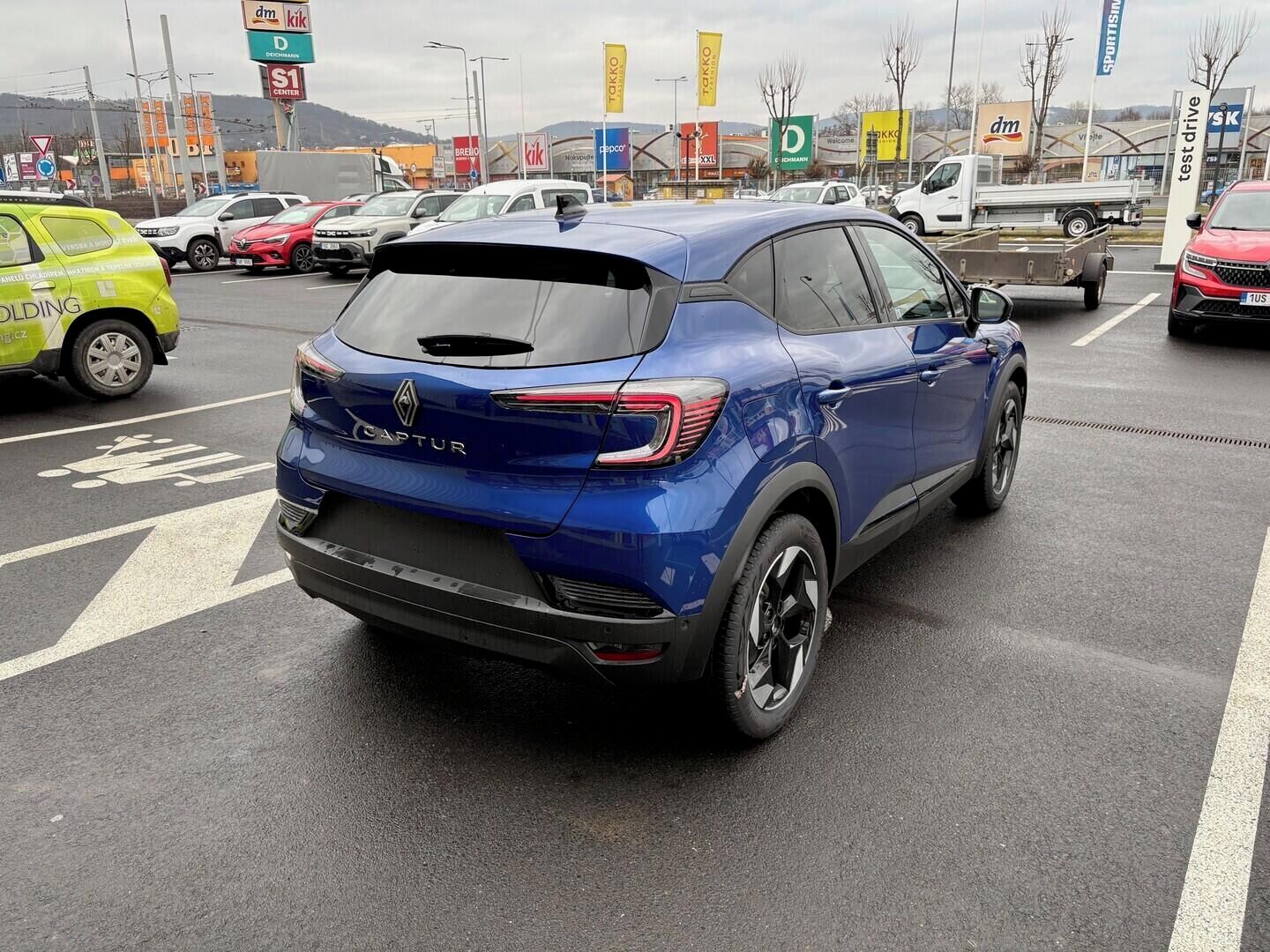 Renault Captur, Techno TCe 90 1.0 66 kW - fotka 4