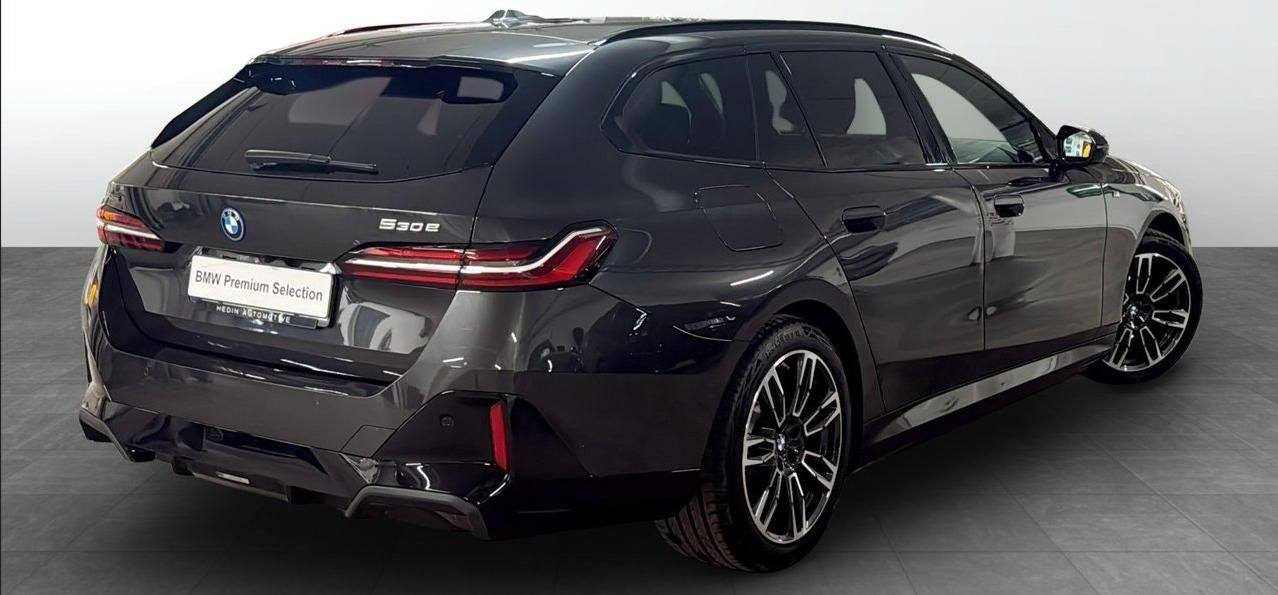 BMW Řada 5, 530e AWD Touring MSport h/k - fotka 2