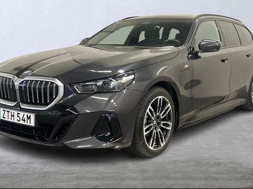 530e AWD Touring MSport Tažné