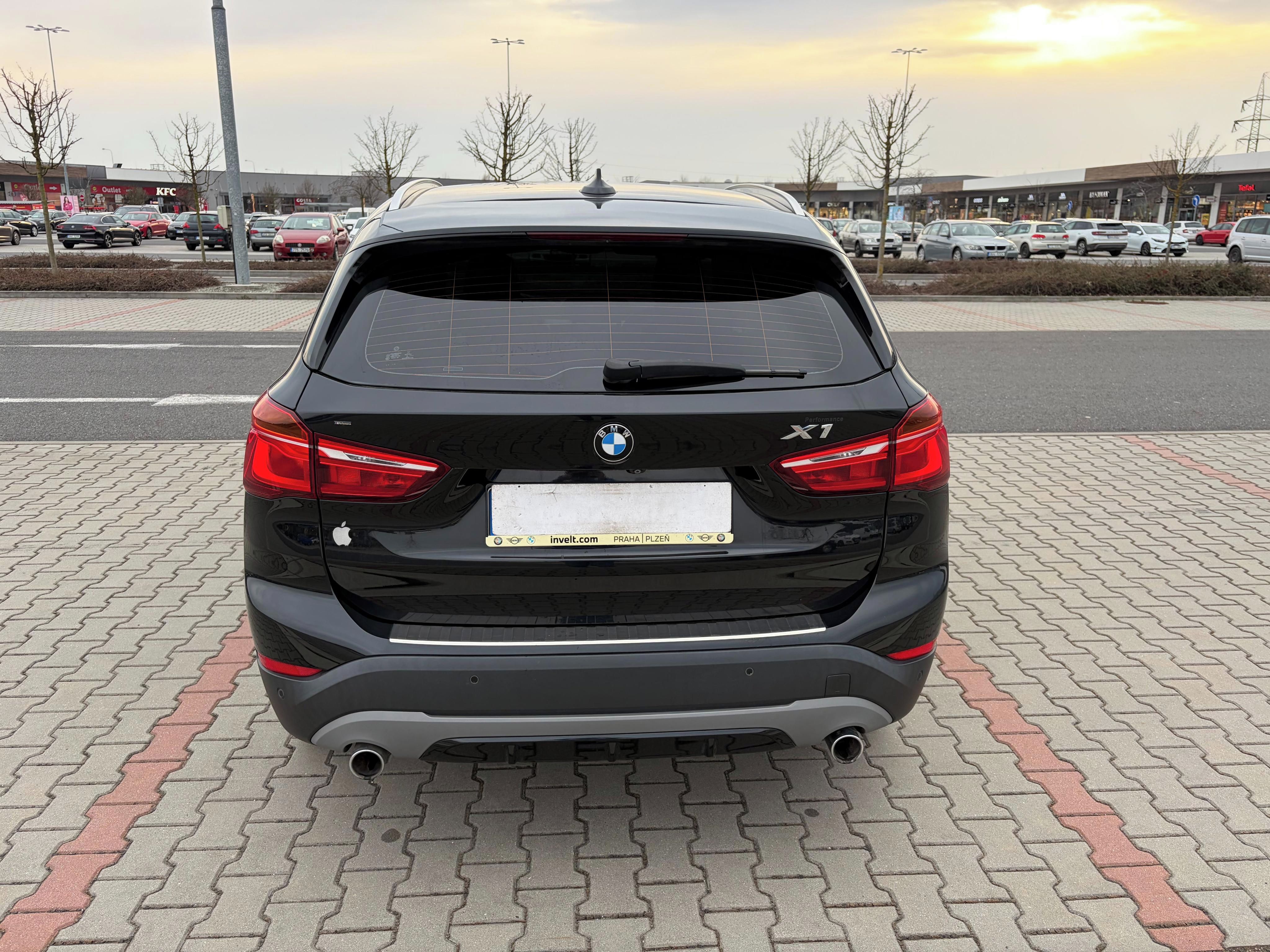 BMW X1, xDrive 20d 140kw ČR - fotka 4