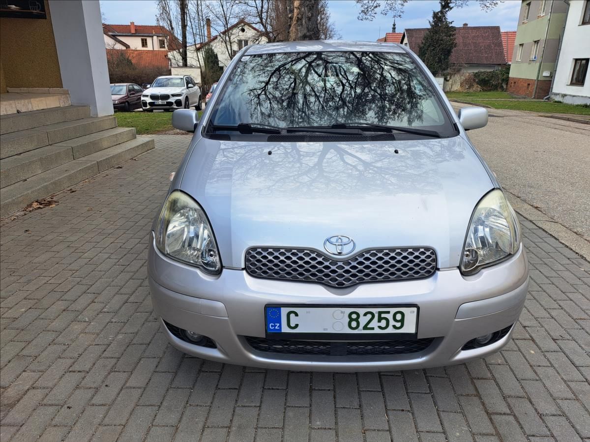 Toyota Yaris, 1,4 D-4D - fotka 3