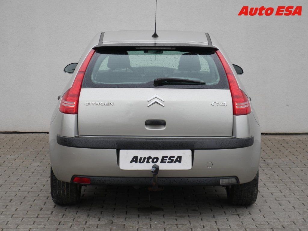 Citroën C4, 1.4i,ČR - fotka 5