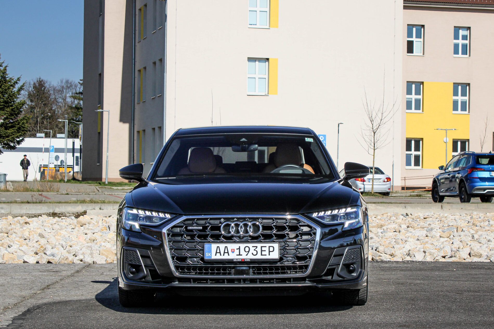 Audi A8 - fotka 3