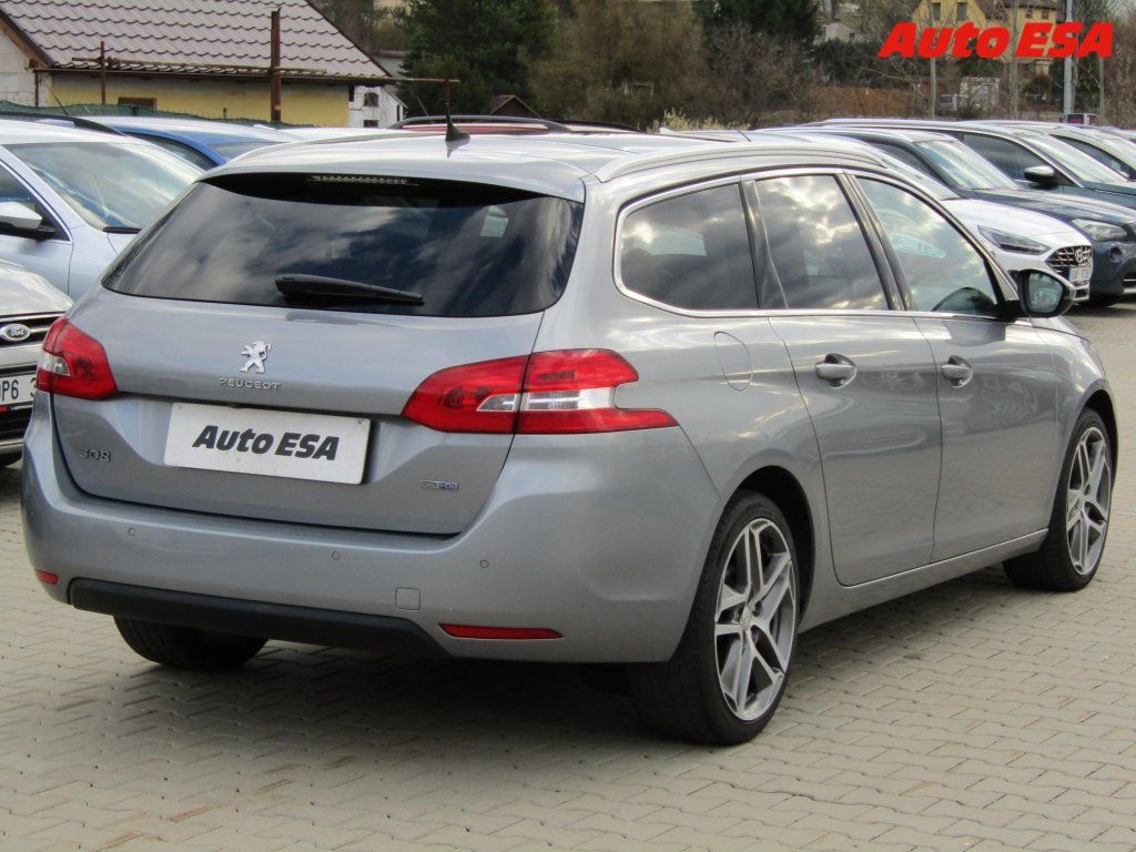 Peugeot 308, 2.0HDi,Xenon - fotka 6