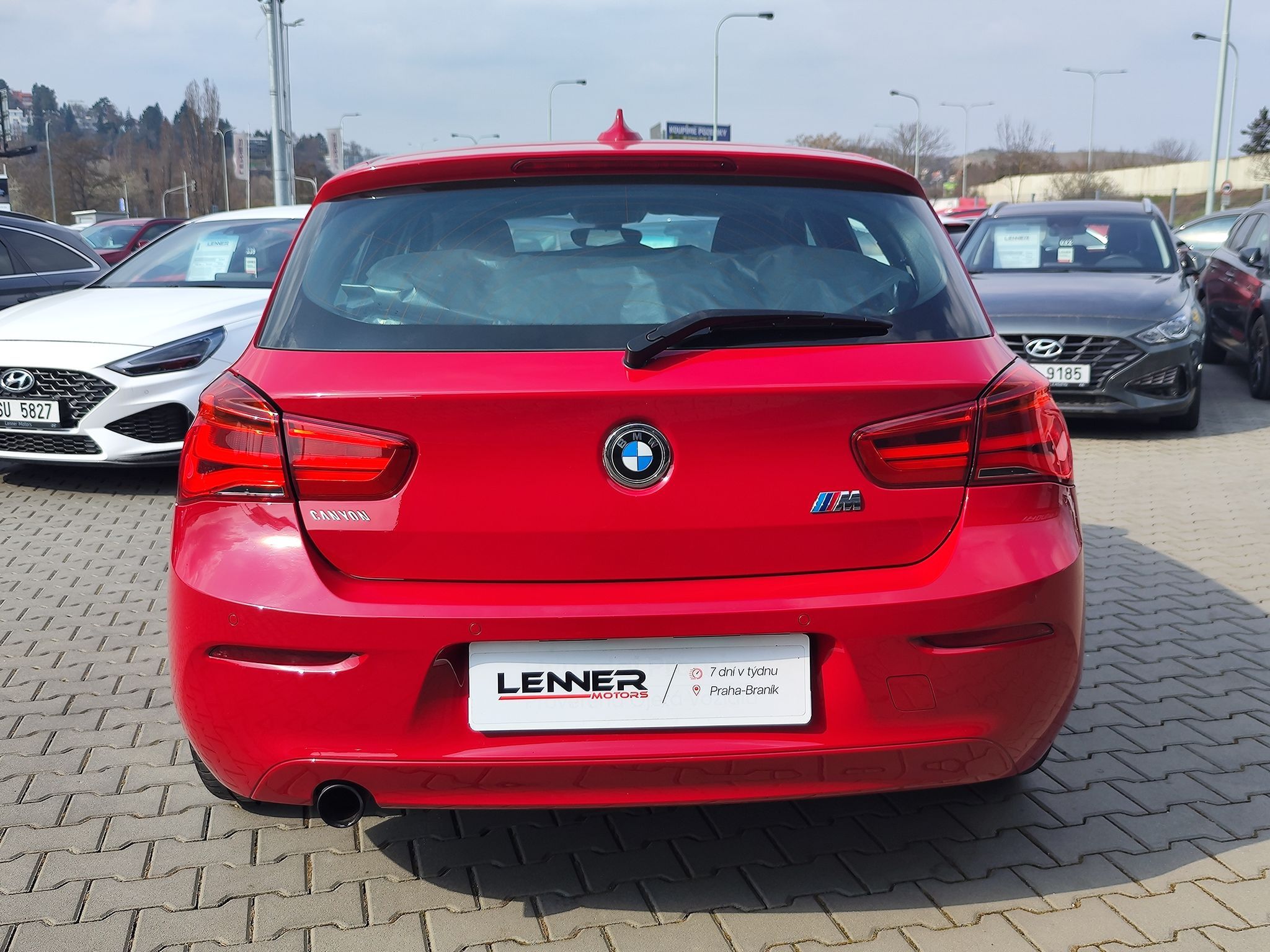 BMW Řada 1, 118i Advantage ČR - fotka 6