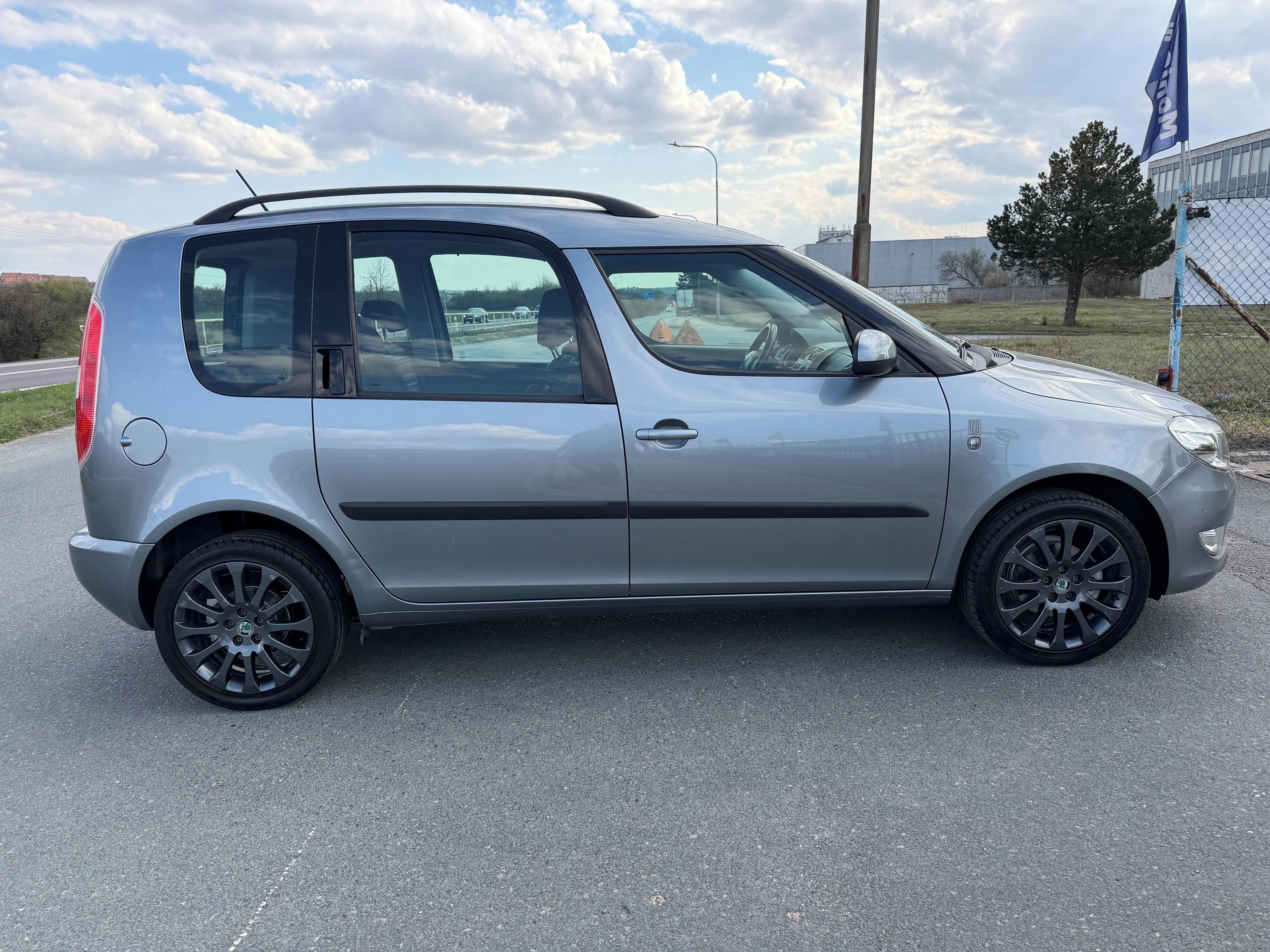 Škoda Roomster, 1.2 TSI 63kW DIGI.KLIMA - fotka 4