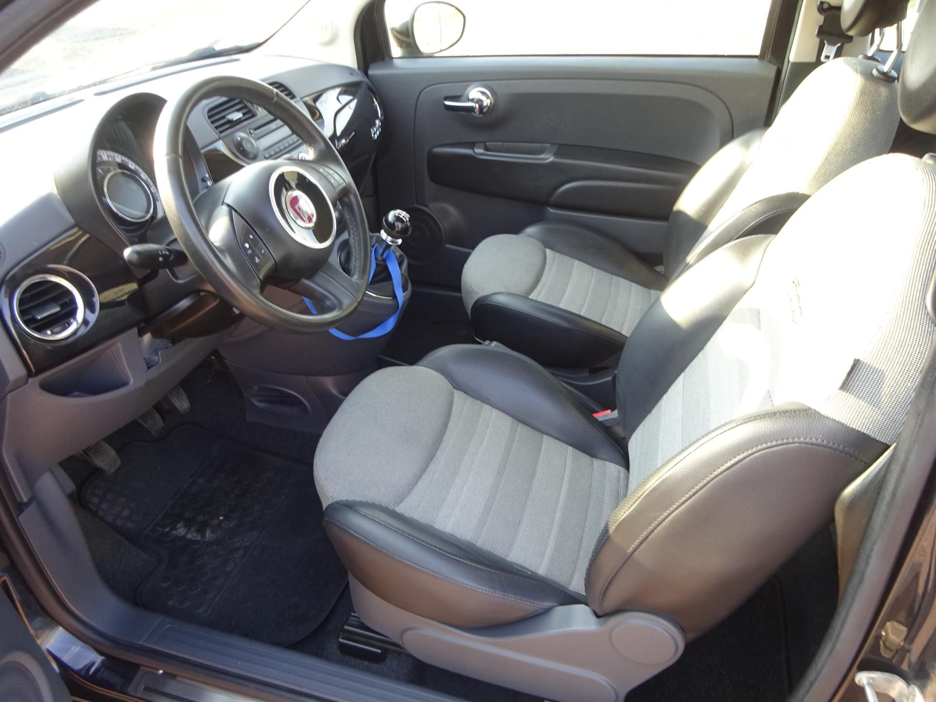 Fiat 500C, 1.2i 51kW Lounge - fotka 4