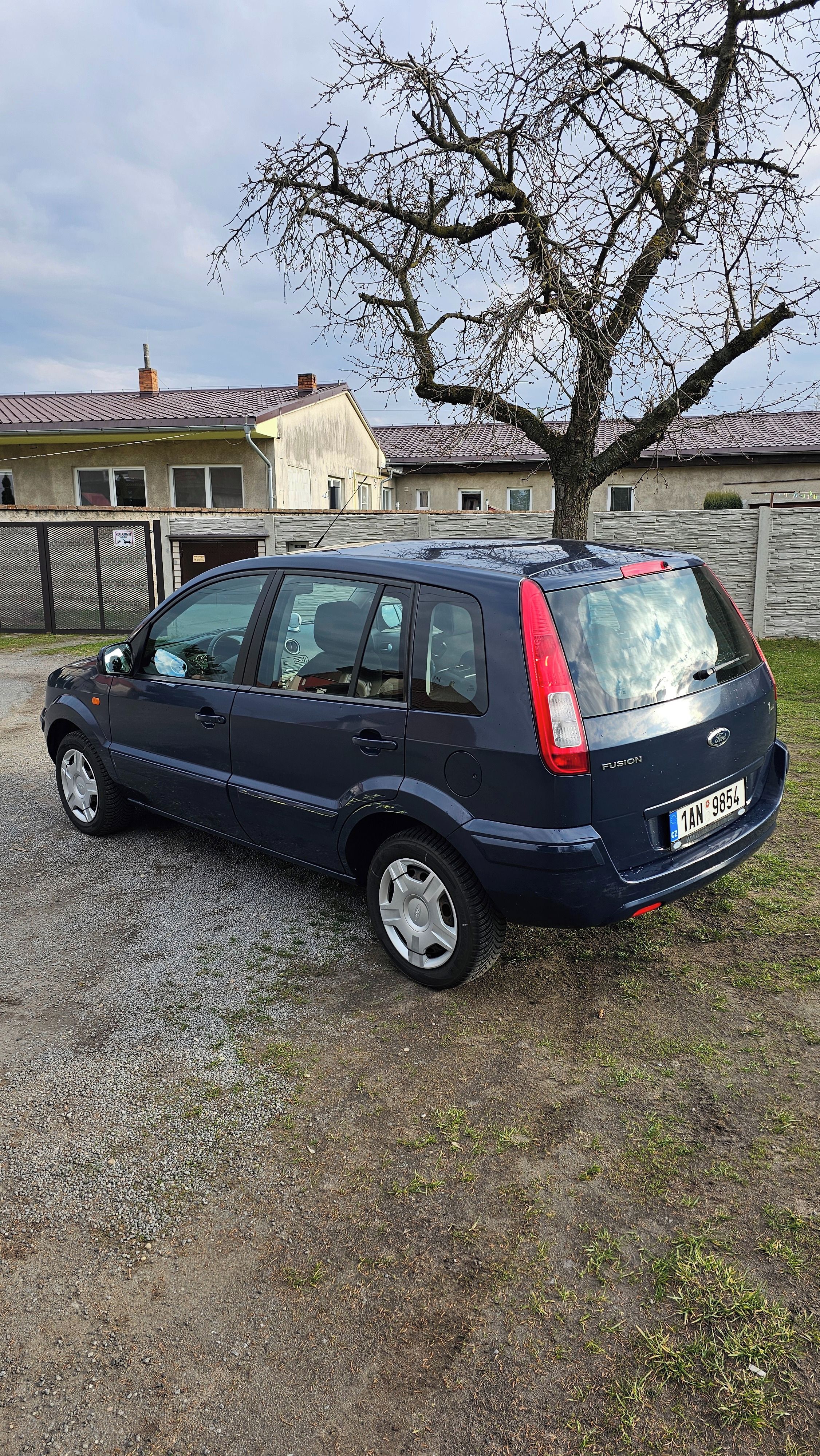 Ford Fusion, 1.4 Duratec - fotka 3