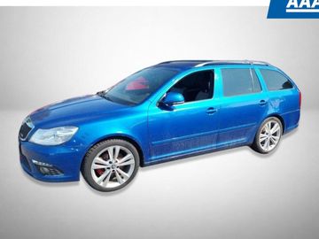 RS 2.0 TSI, Serv.kniha
