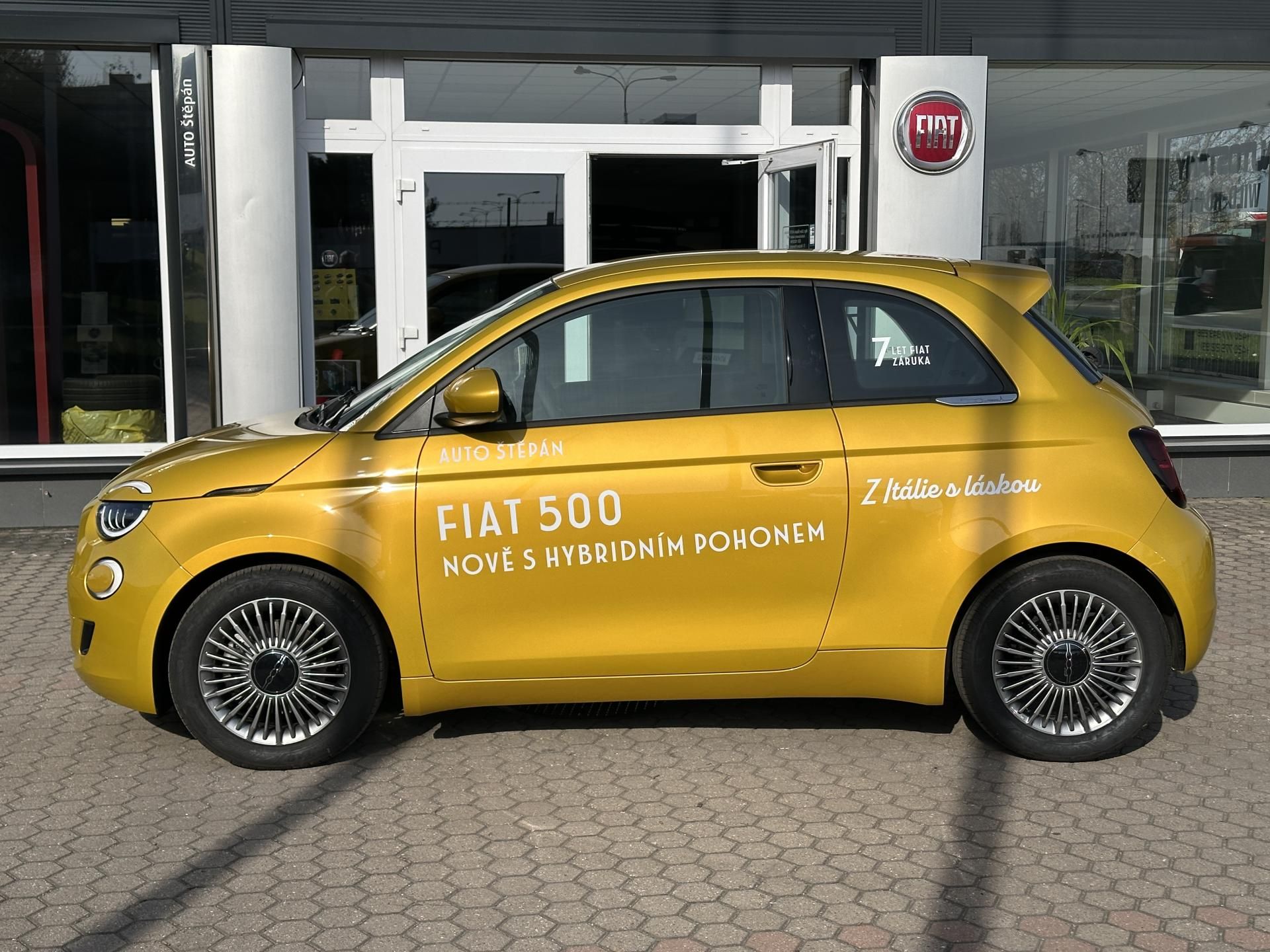 Fiat 500, Torino HB 1,0 BSG 65k MT6 - fotka 4