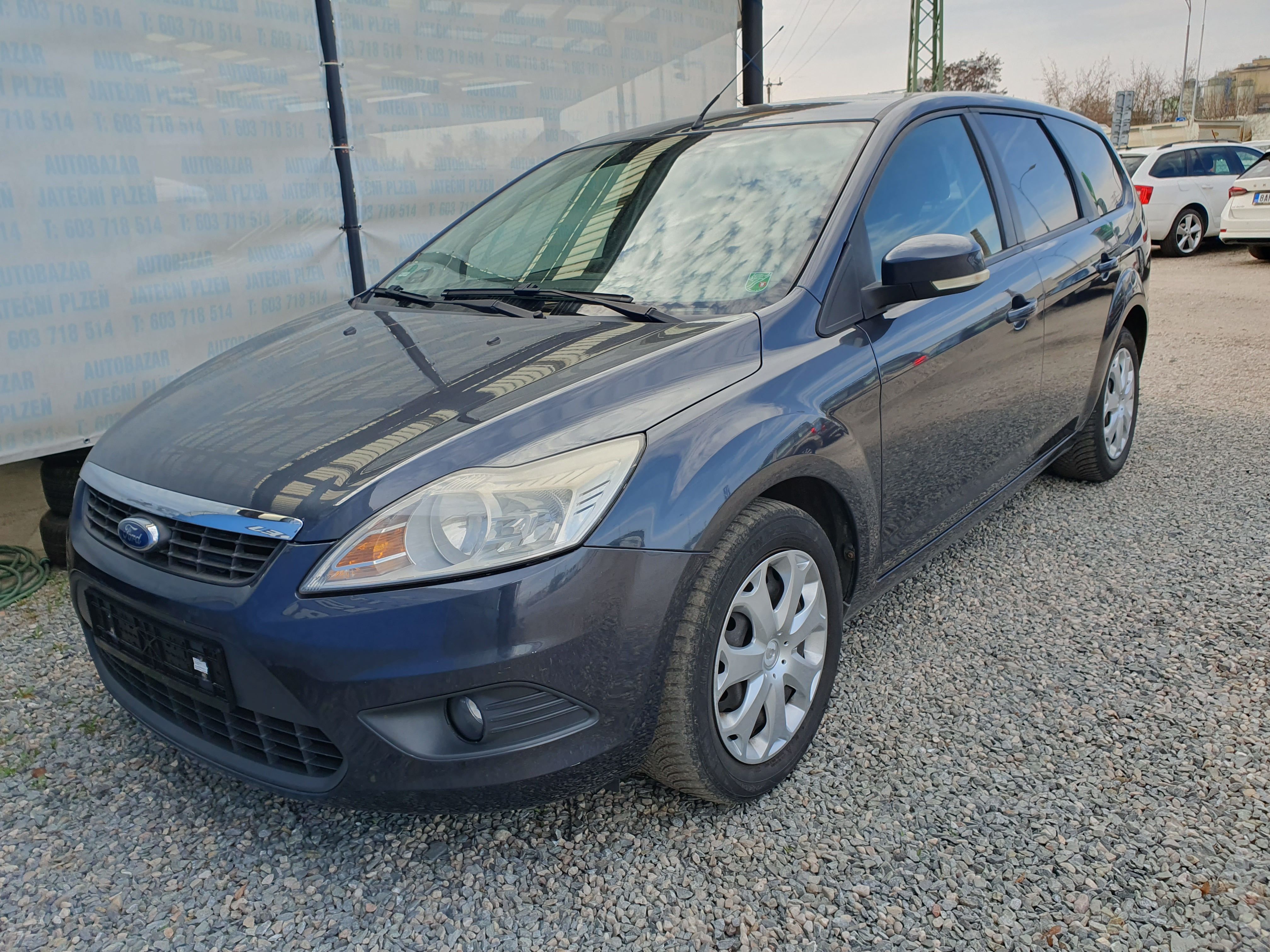 Ford Focus, 1.6 Í 74 KW - fotka 6