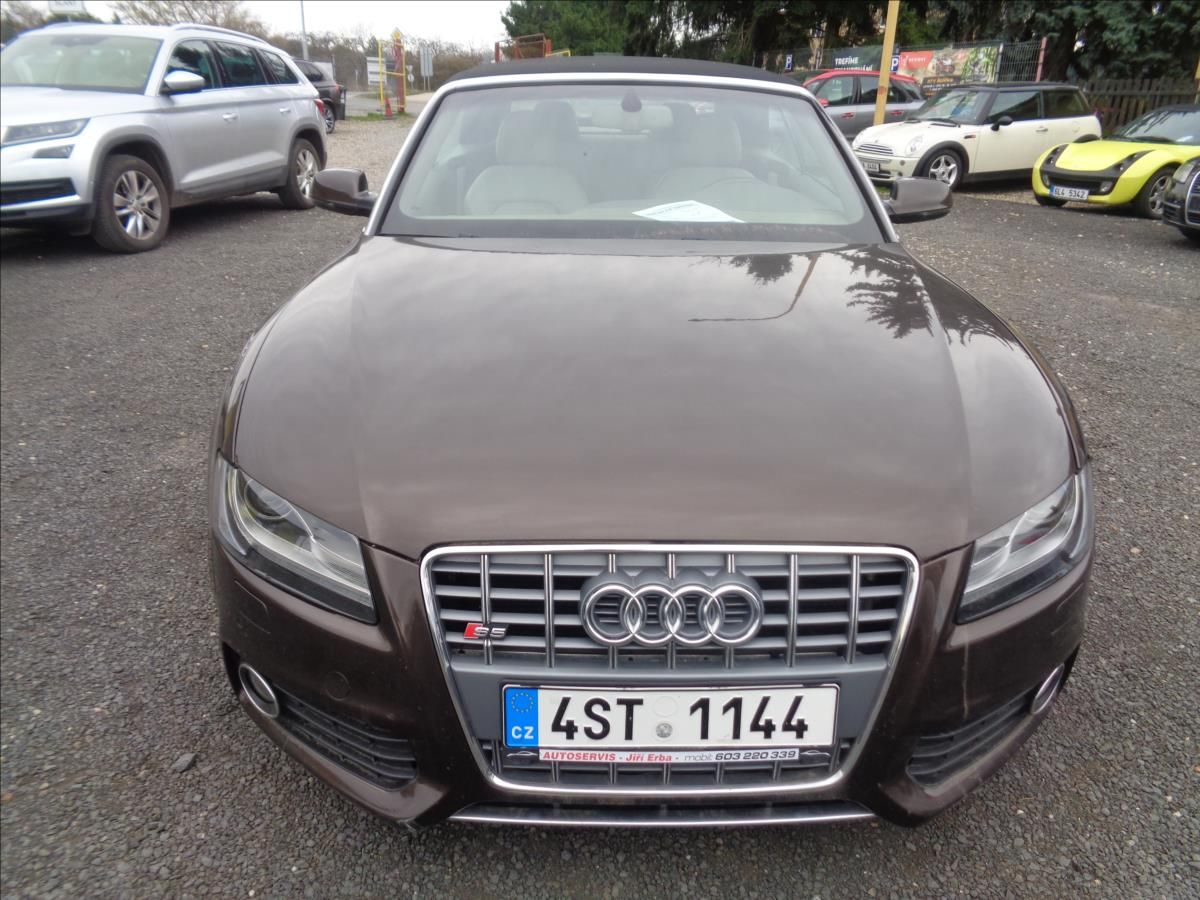 Audi A5, 2,0 - fotka 4