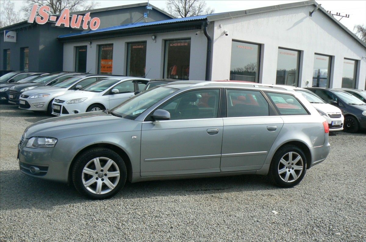 Audi A4 Avant, 2,0 TDi  COMBI S-LINE