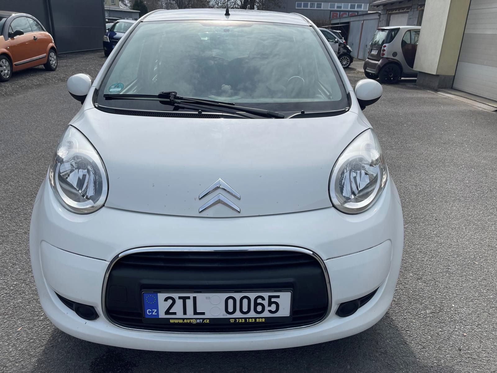 Citroën C1, 1.0i, 50 kw, klima, serviska - fotka 2