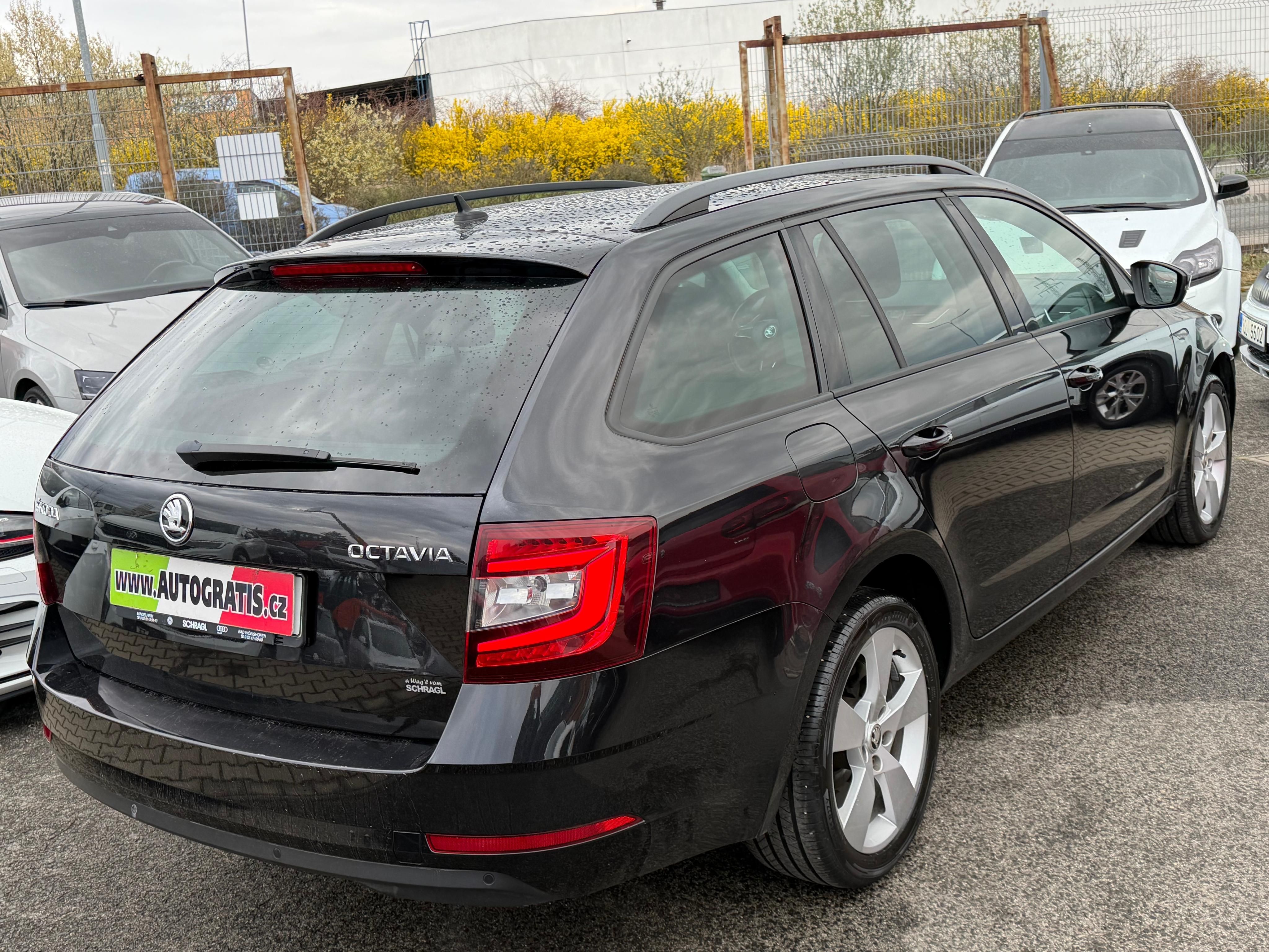Škoda Octavia, 2.0TDI-STYLE-NAVI-LED.TOP-STAV - fotka 4