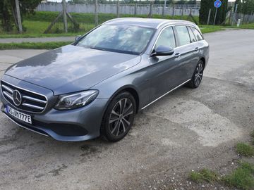 E300de plugin hybrid,306 koní