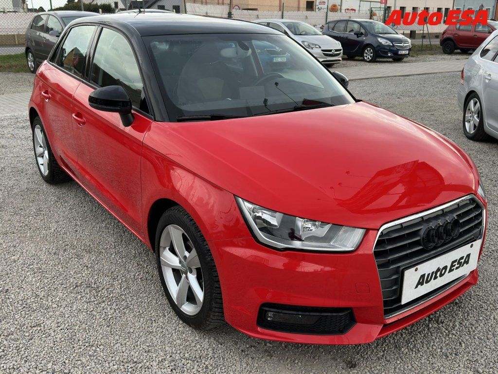 Audi A1, 1.0 TFSi,Navi,výhřev sed
