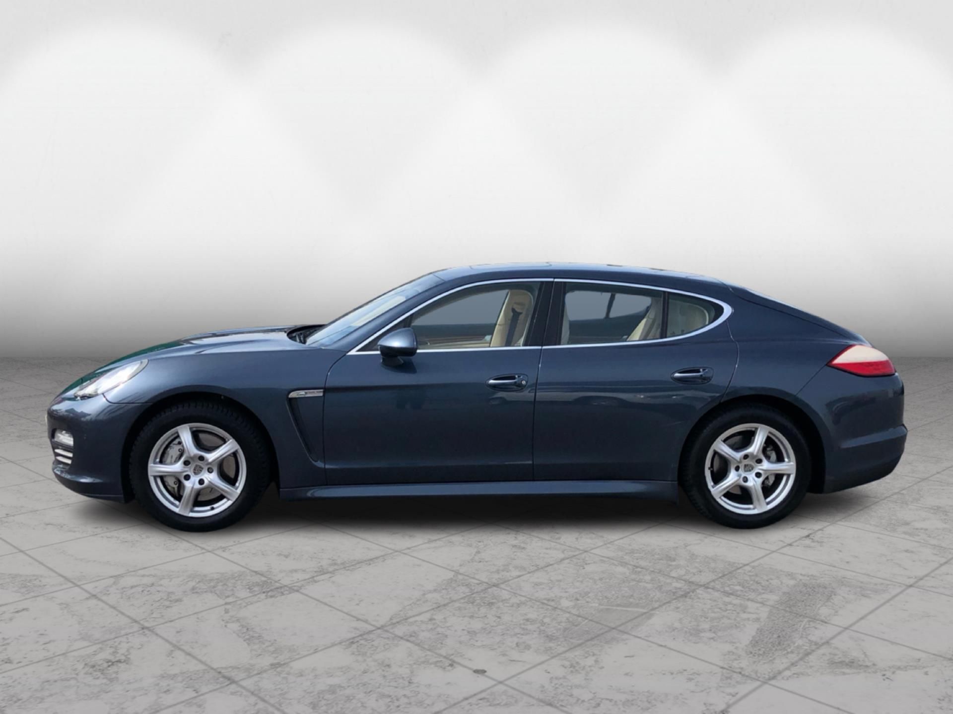 Porsche Panamera, 4S - fotka 3