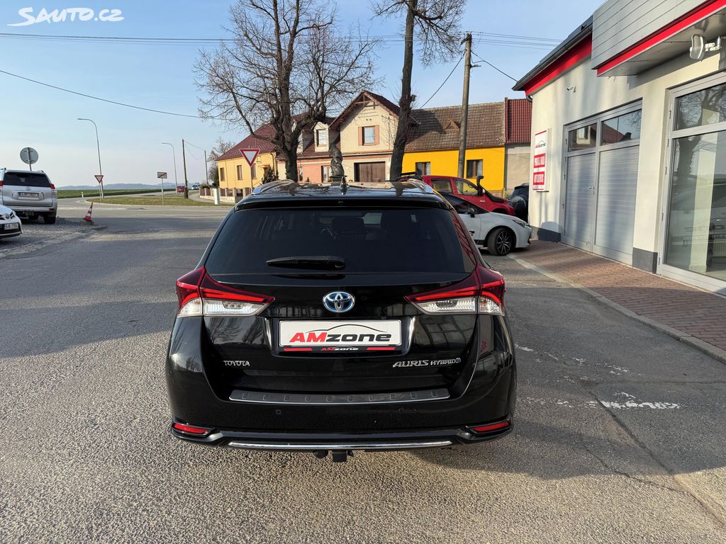 Toyota Auris, fotka 10