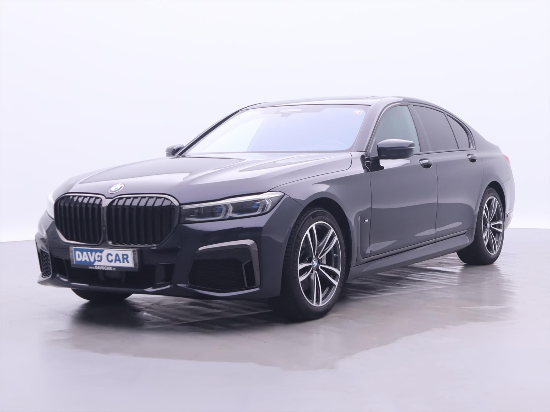 BMW Řada 7, 3,0 730d xDrive 210kW M-paket - fotka 3