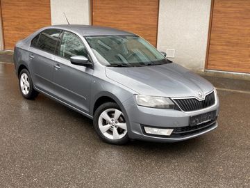 1.2 TSi vyhřívaná sedadla