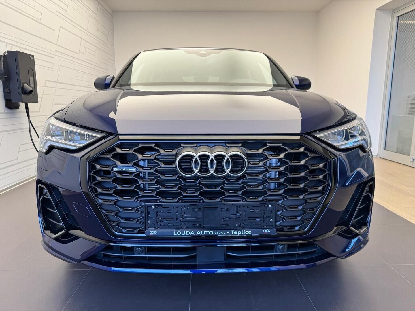 Audi Q3, SB S line quattro 40 TDI 142 k - fotka 2