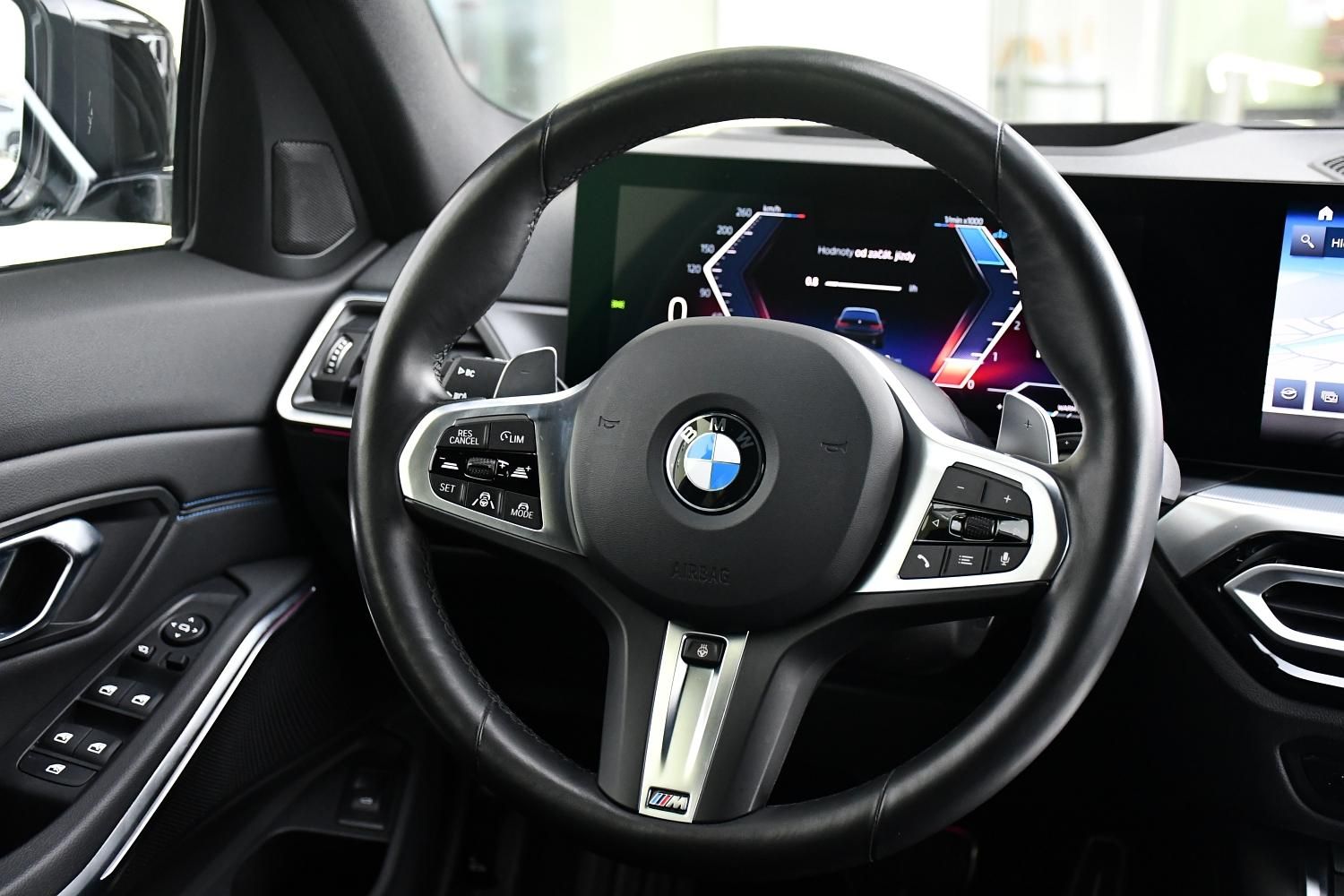 BMW Řada 3, 320D xDrive M-SPORT ČR 1.M - fotka 6