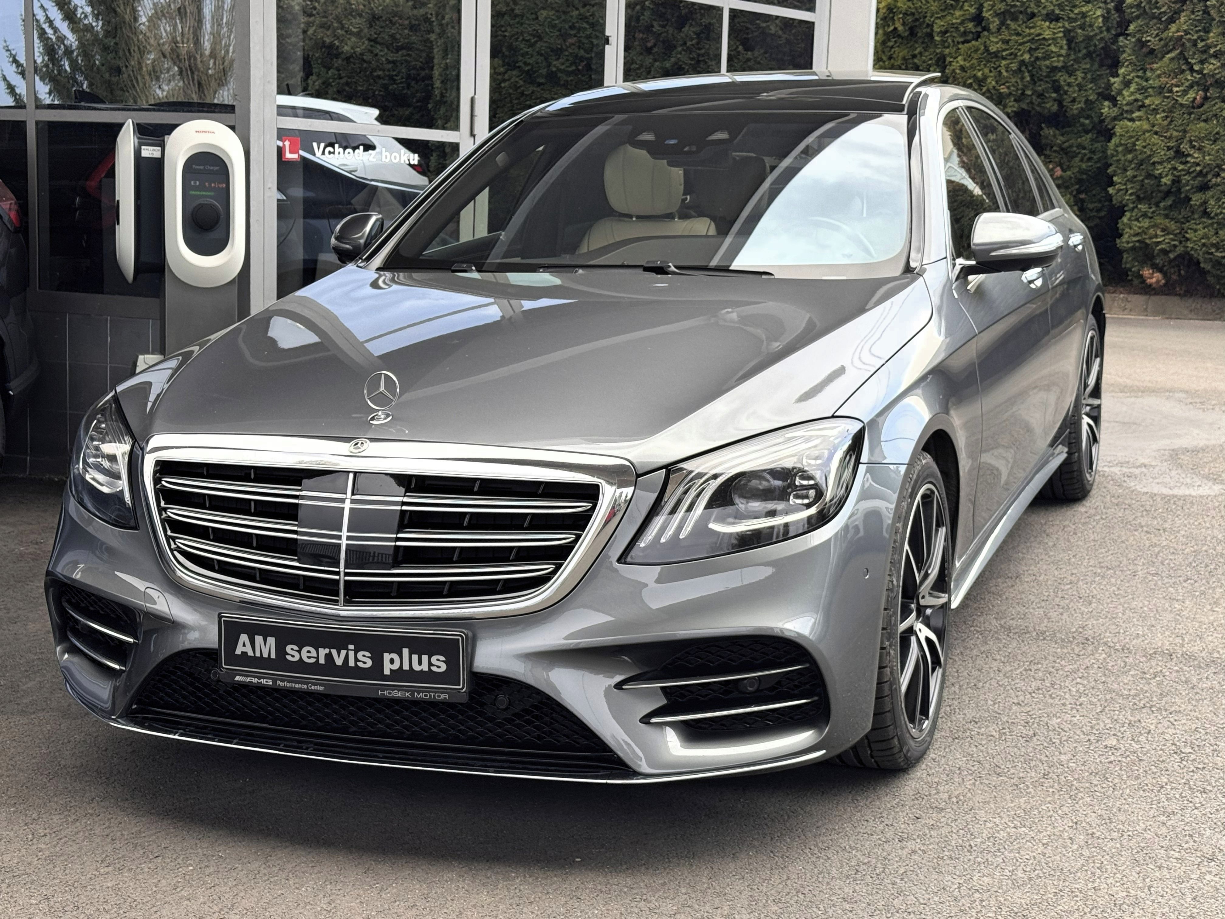 Mercedes-Benz Třídy S, 400d 4matic - fotka 2
