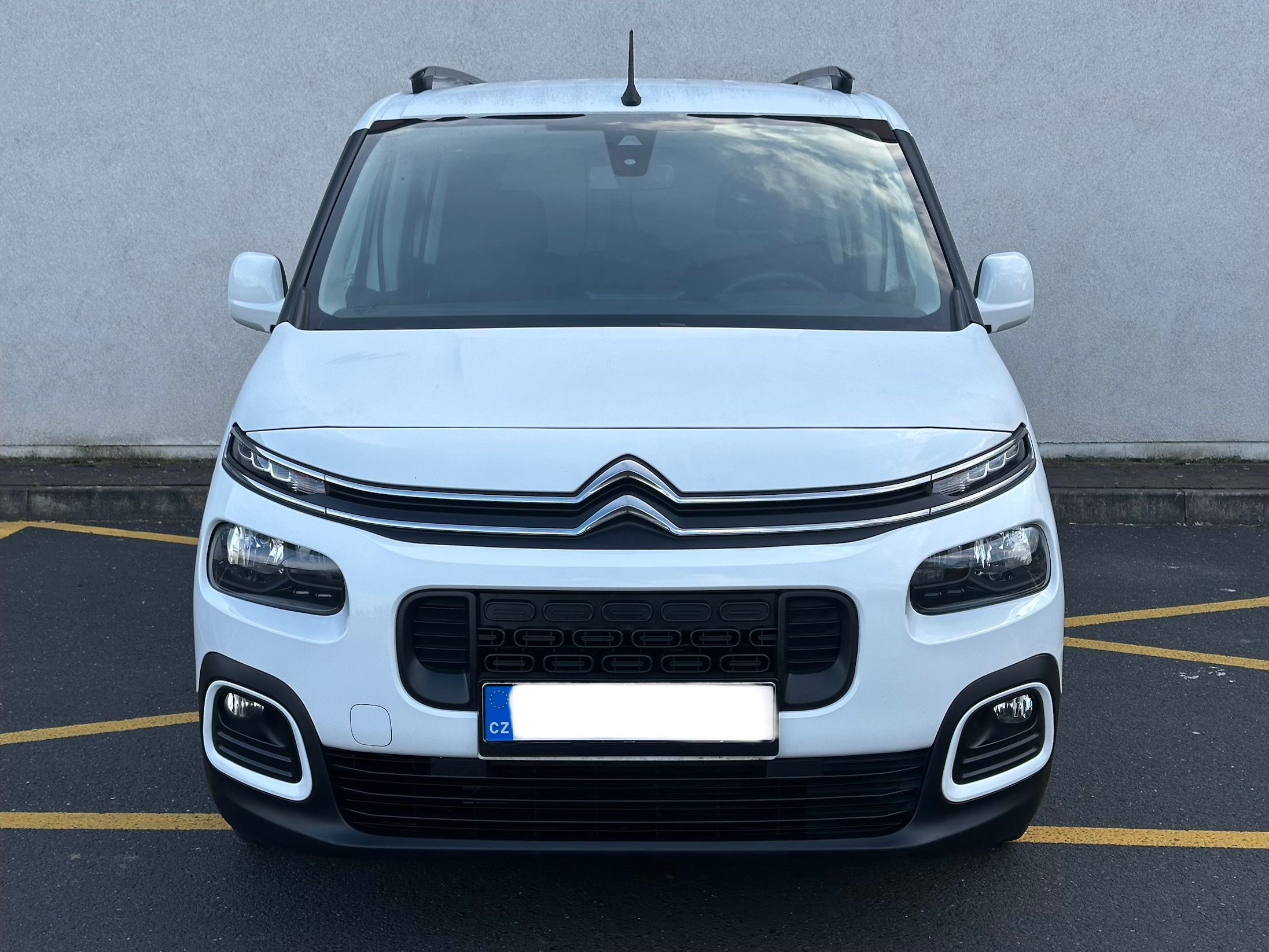 Citroën Berlingo, 1,5hdi,lineasist,1.majČr,DPH - fotka 2