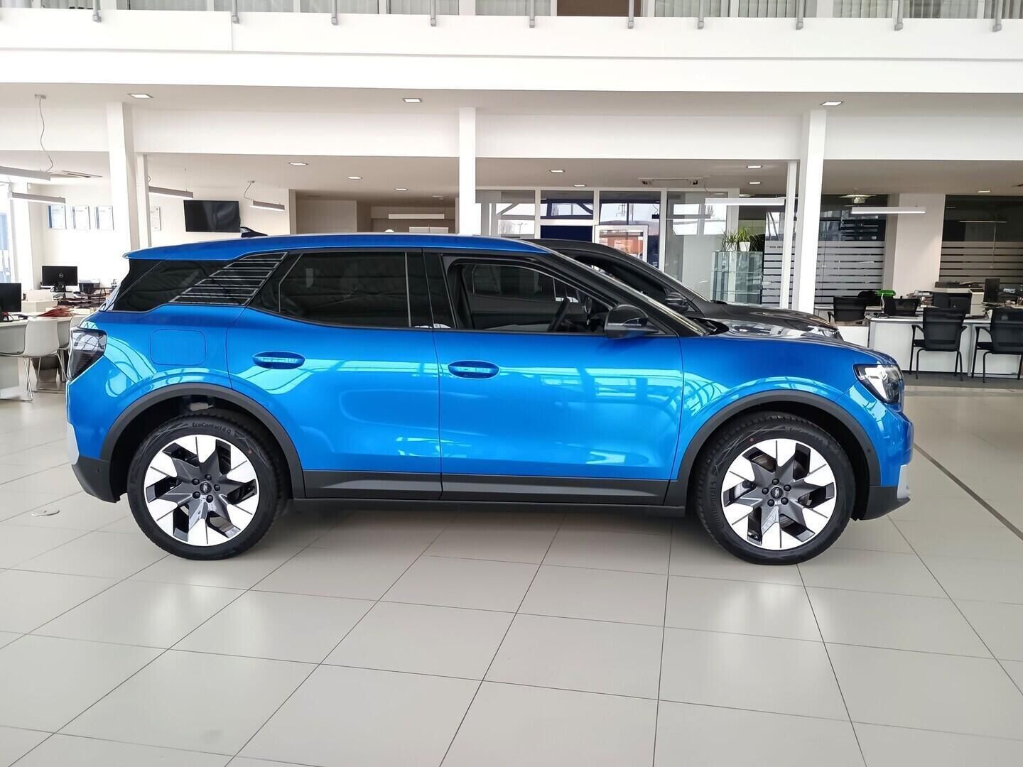 Ford Explorer, Elektrický  AWD Premium 79 kWh - fotka 3