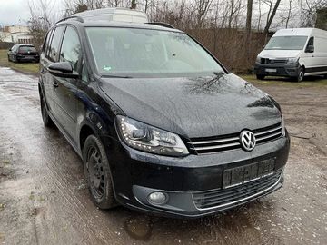 2.0 Tdi 103 KW XENONY TAŽNÉ