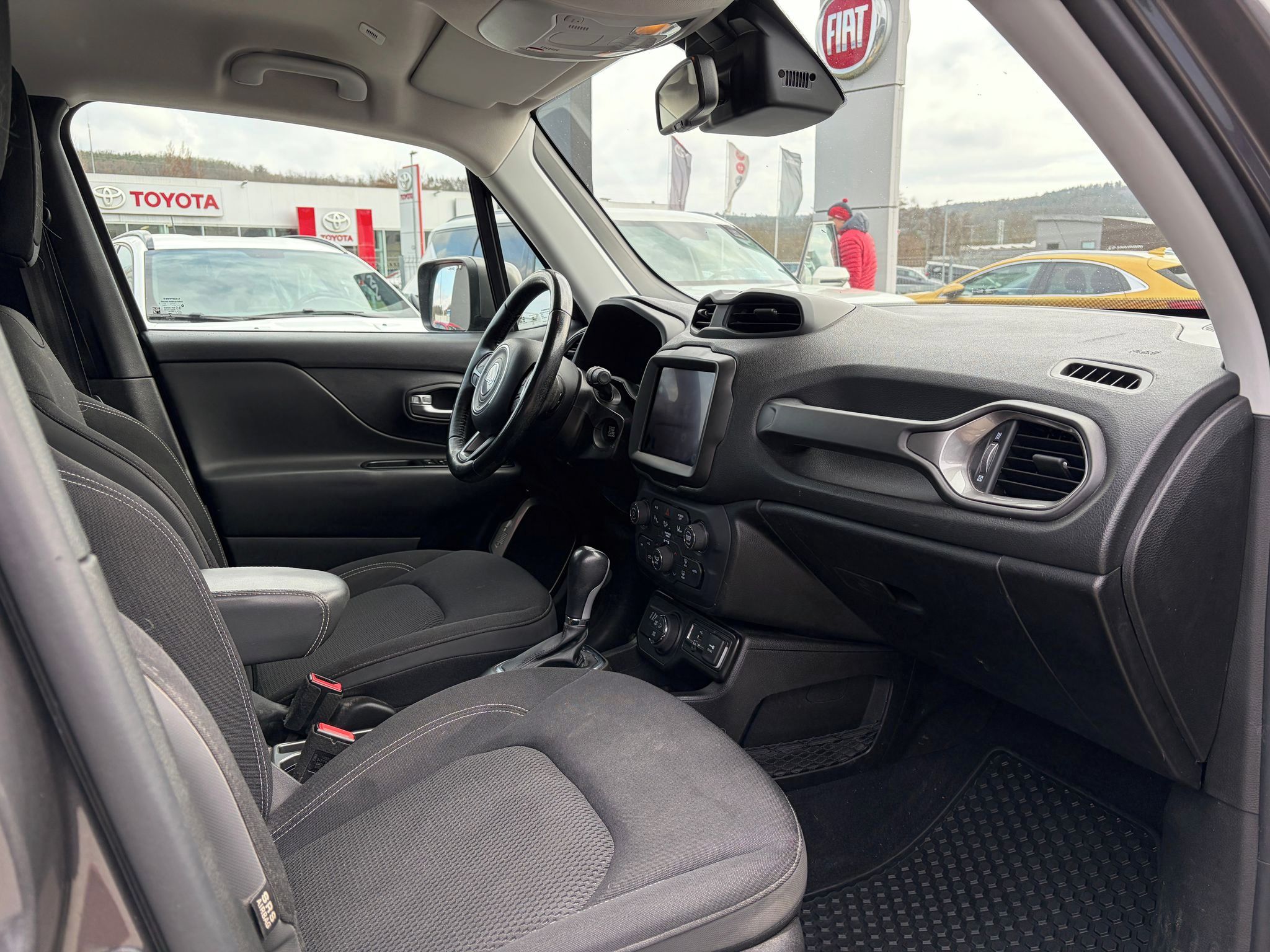 Jeep Renegade - fotka 6