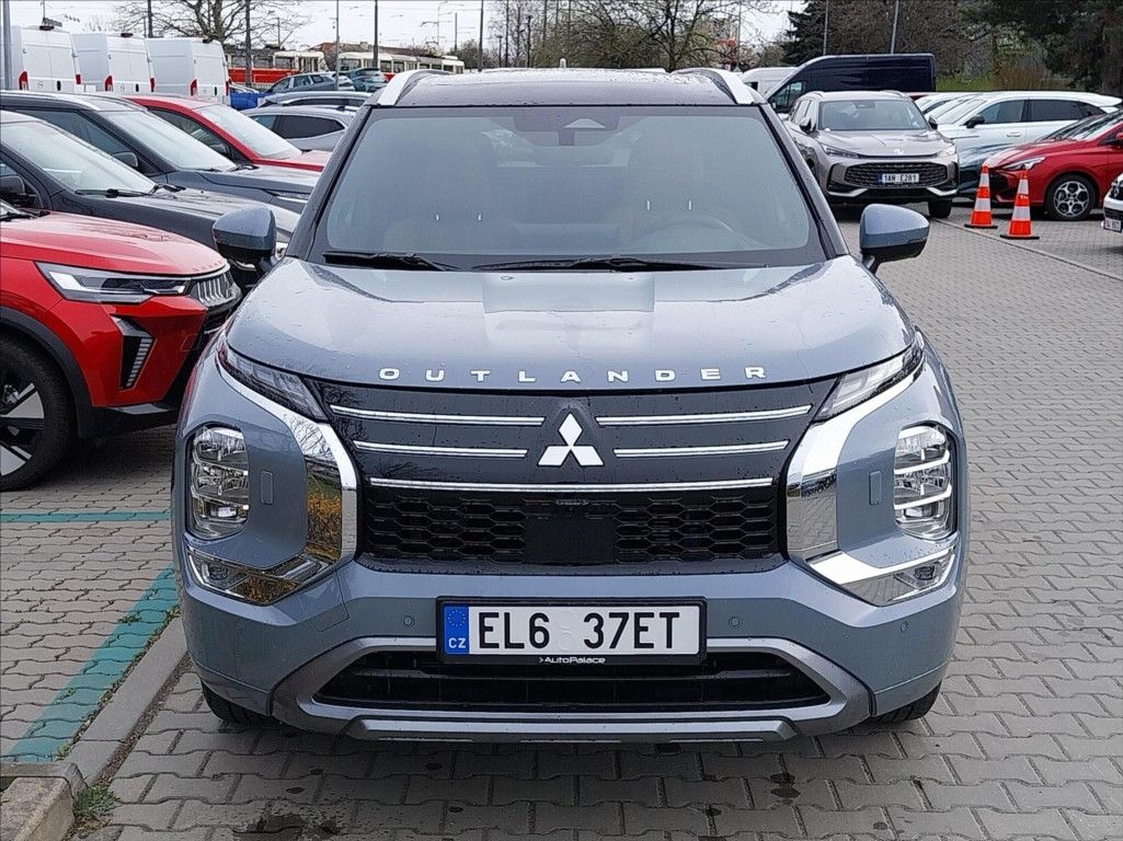 Mitsubishi Outlander, 2.4 PHEV PAKET PREMIUM  INSTYL - fotka 5