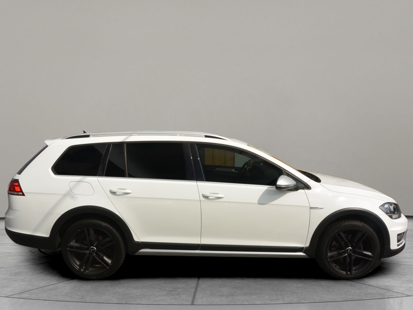 Volkswagen Golf, 2.0TDi Alltrack DSG 4x4 DPH - fotka 4