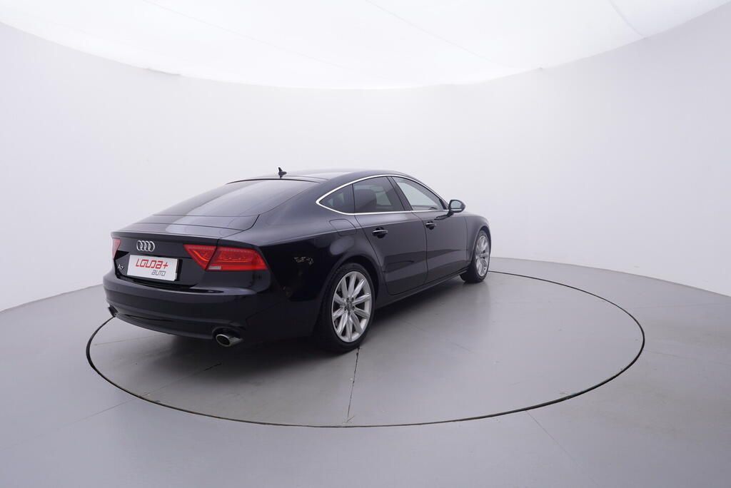 Audi A7, SLine 3.0 CGQB 230 kW - fotka 5