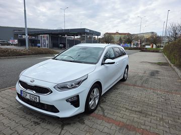 Kia Ceed SW 1.5 T-GDI TOP