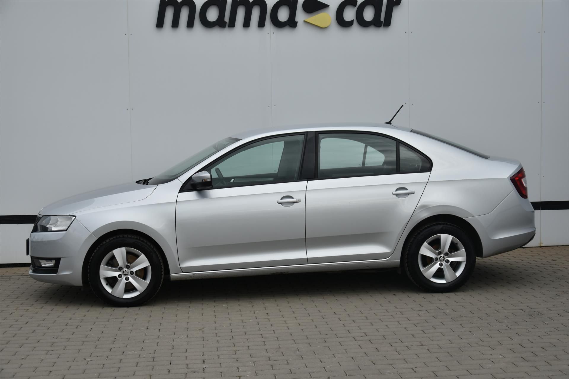 Škoda Rapid, 1.0 TSI 81kW 1.MAJITEL DPH ČR - fotka 4
