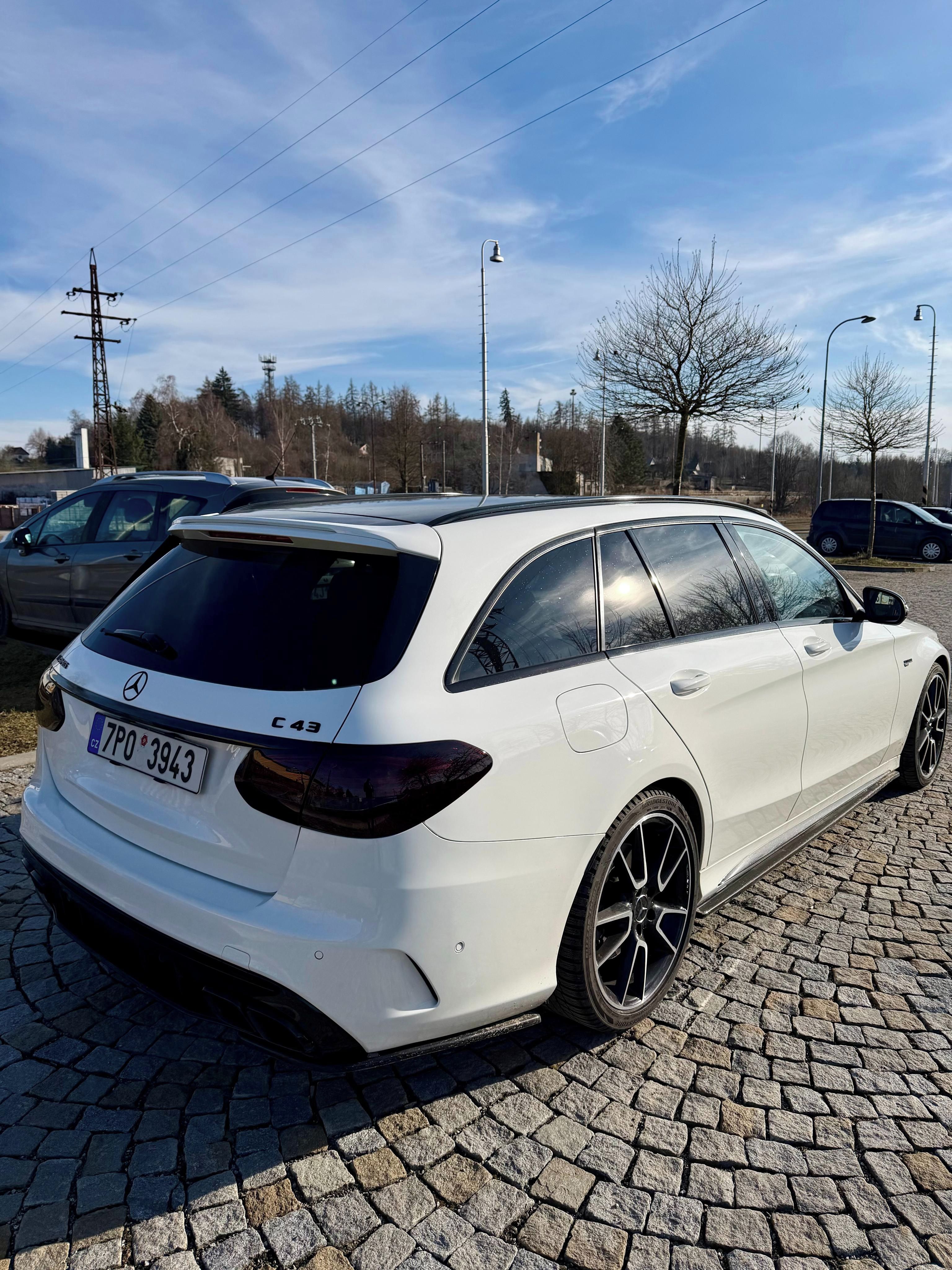 Mercedes-Benz Třídy C, Stav nového vozu - fotka 3