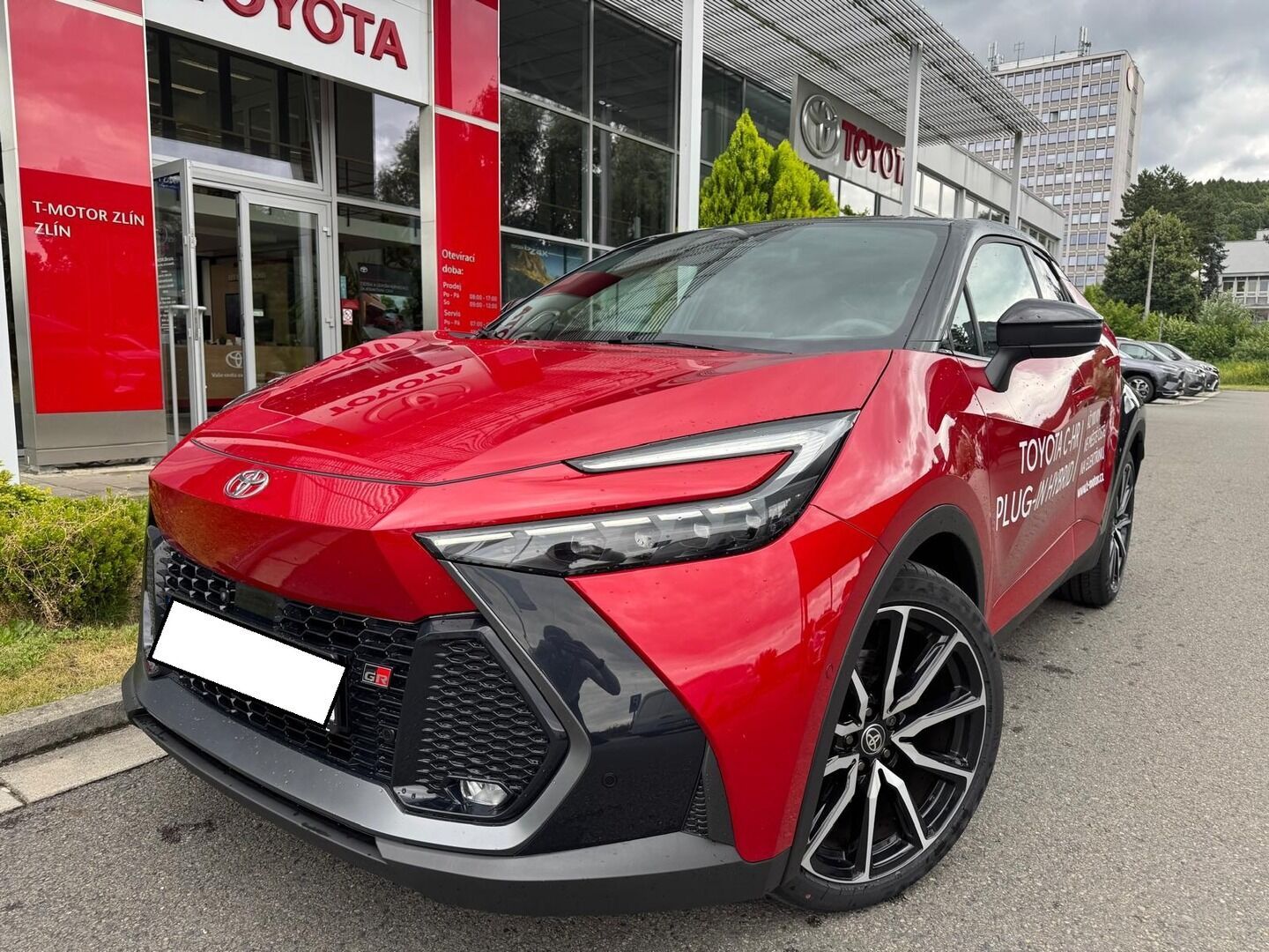 Toyota C-HR, Plug-in GR SPORT Premiere - fotka 4