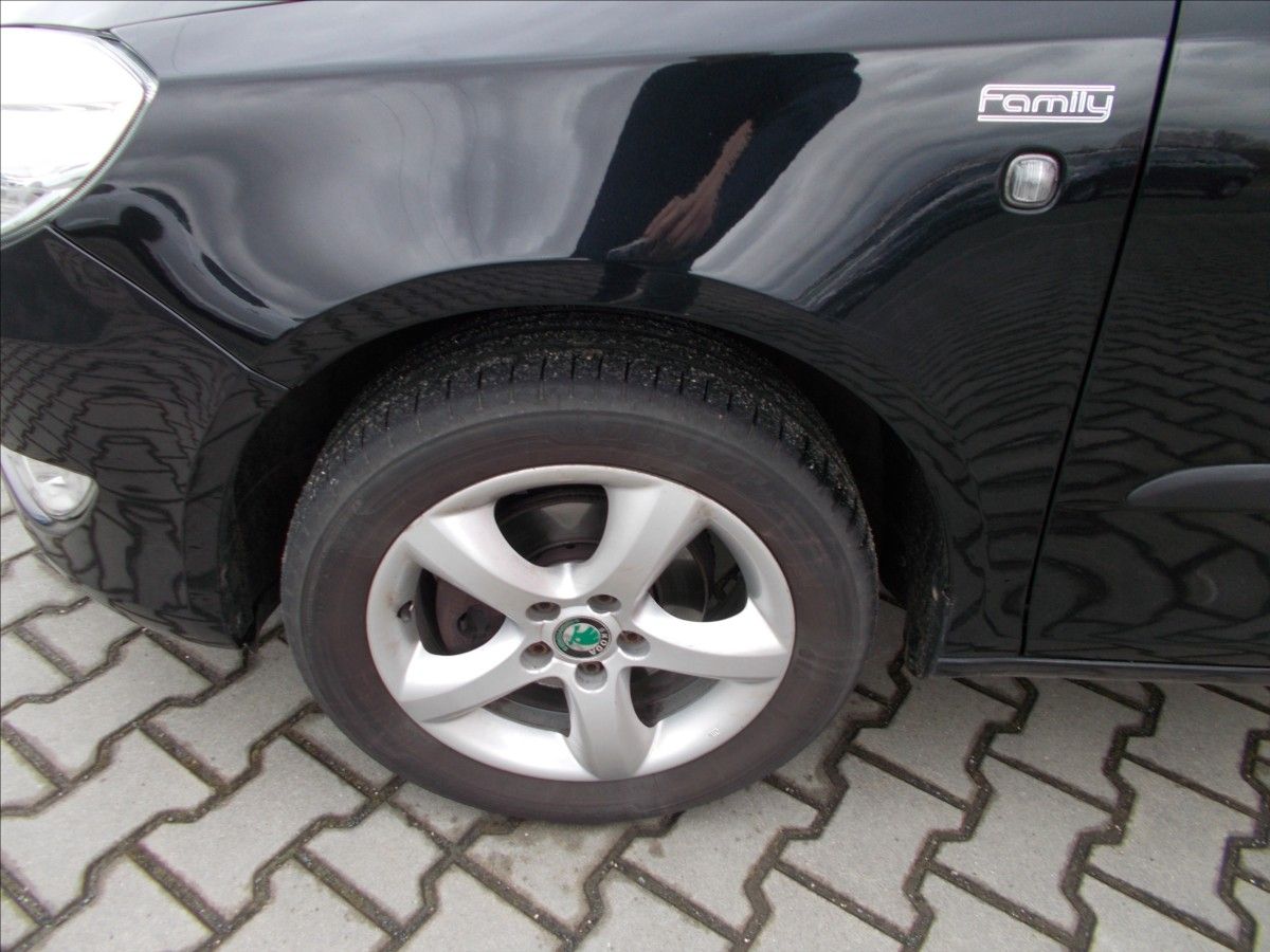 Škoda Fabia, 1,2 TSI KLIMA SERVISNÍ HISTORI - fotka 6