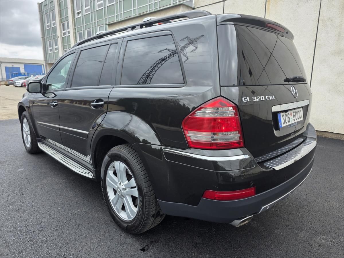 Mercedes-Benz GL, 320 CDI V6 200KW 7.MÍST DPH - fotka 4