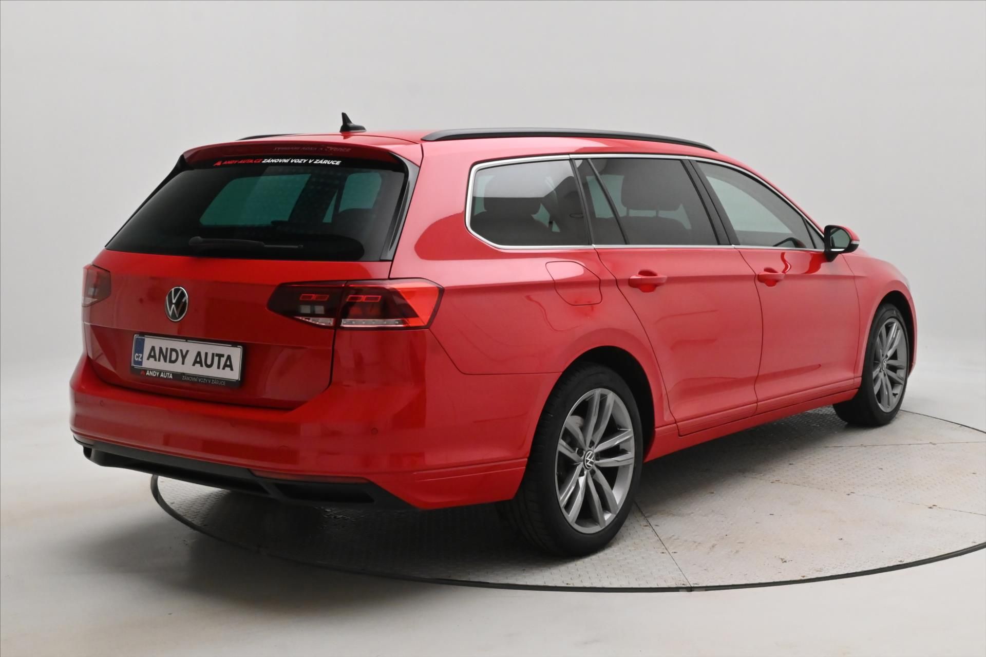 Volkswagen Passat, 2,0 TDI 110 KW DSG BUSINESS Zá - fotka 5